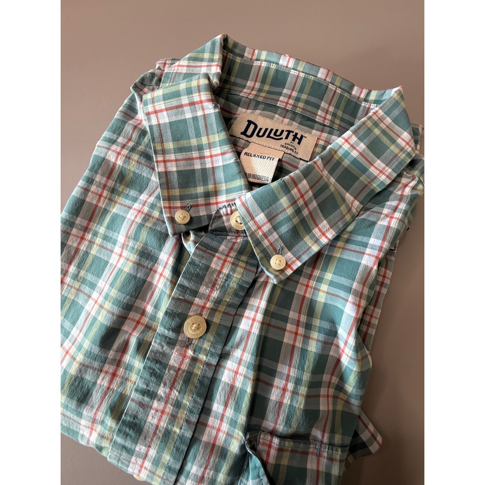 Duluth Trading Co Mens Large Relaxed Fit Plaid Coolmax Short Sleeve Button Shirt